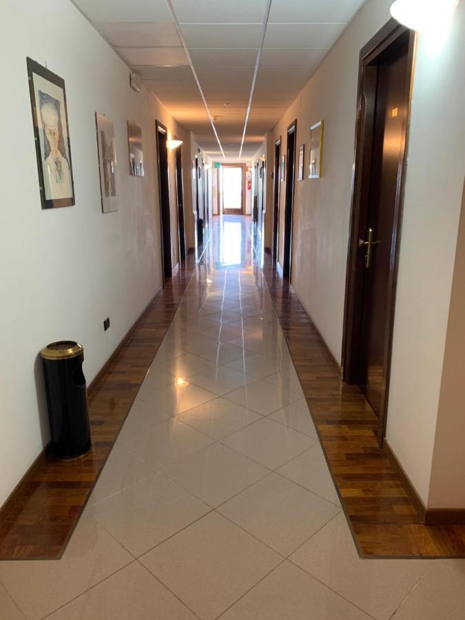 Hotel Tetto Delle Marche - Ristorante Dei Conti Cingoli Dış mekan fotoğraf
