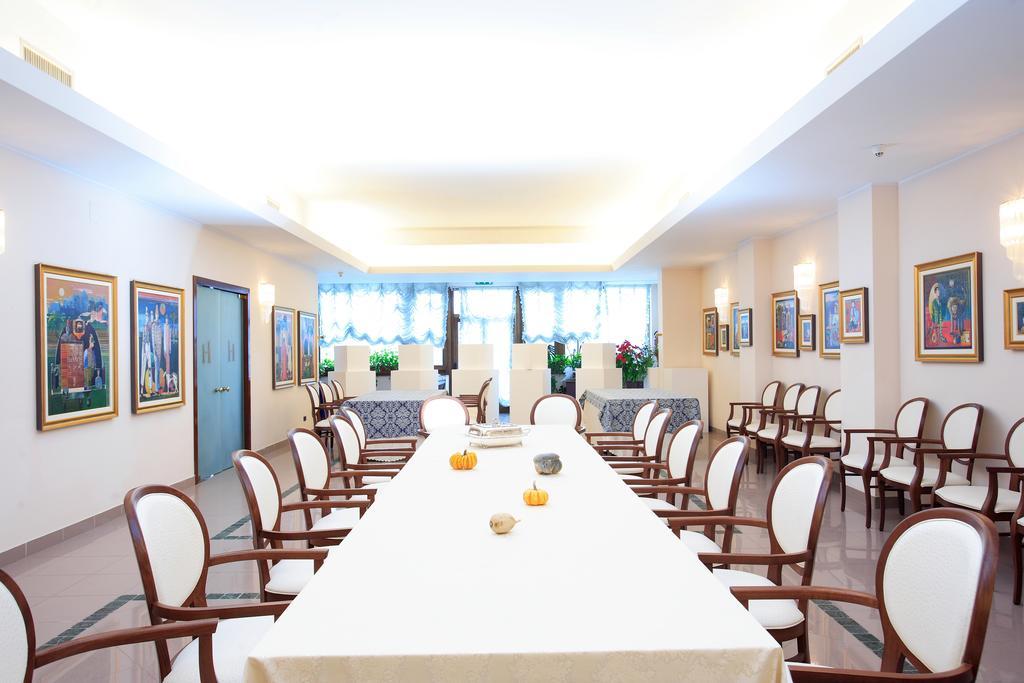 Hotel Tetto Delle Marche - Ristorante Dei Conti Cingoli Dış mekan fotoğraf